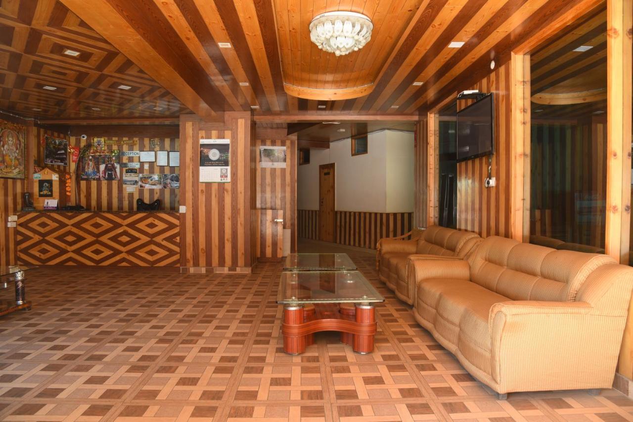 Collection O O 30367 Rr Villa Manali  Exterior photo