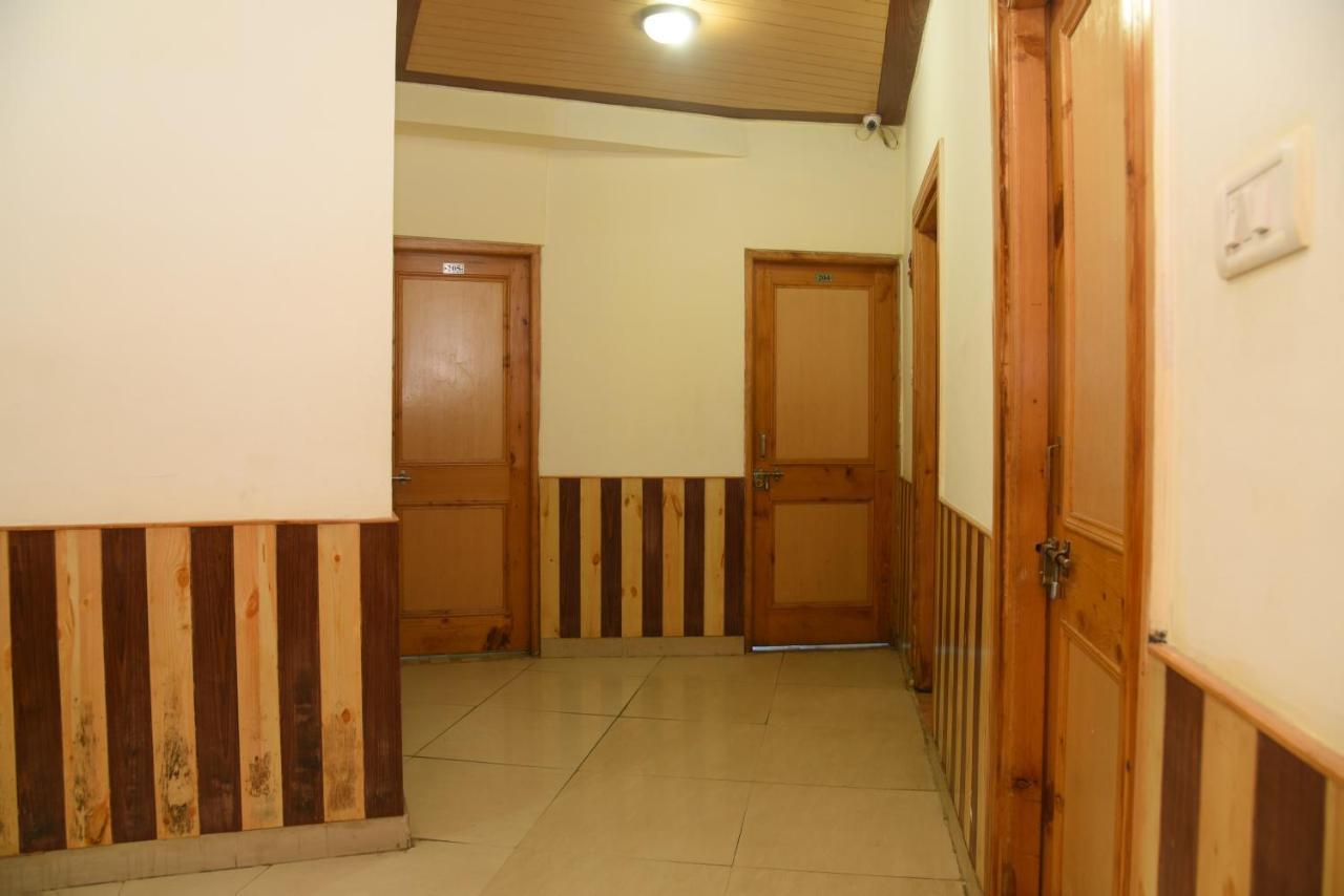Collection O O 30367 Rr Villa Manali  Exterior photo